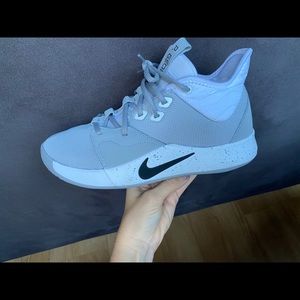 Nike Bball shoes